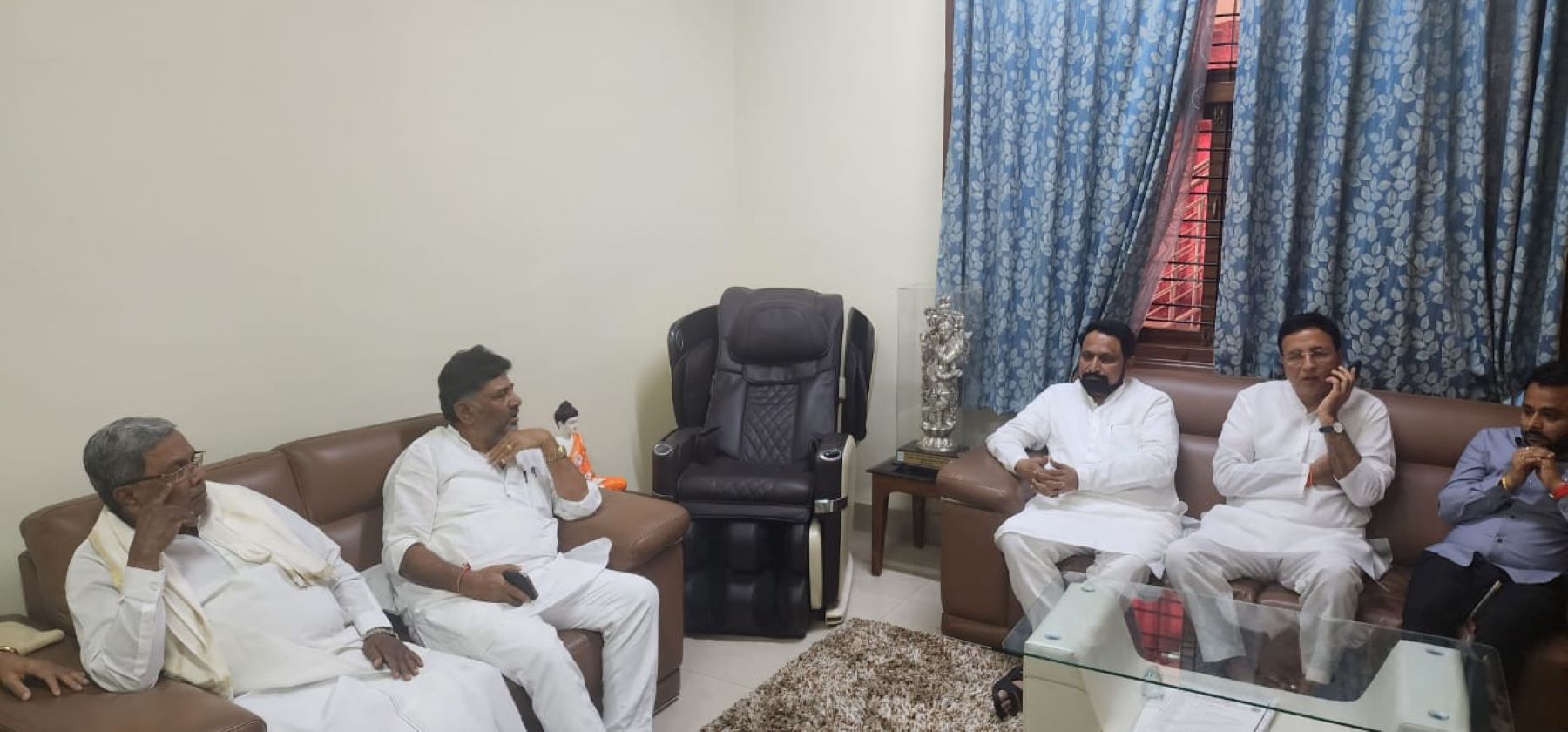 Laxman Savadi BJP rebel Lingayat leader Laxman Savadi to contest from Congress in Athani Assembly seat in the upcoming elections. (Supplied)