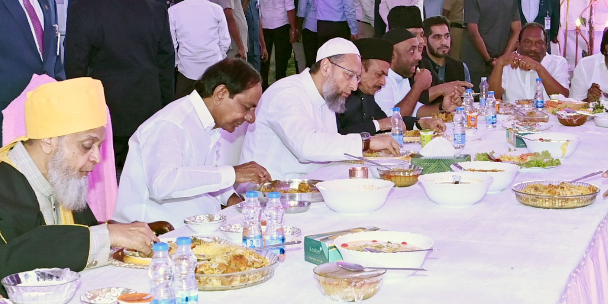 The Telangana government organised iftar dinner at LB Stadium, Hyderabad. (Twitter)