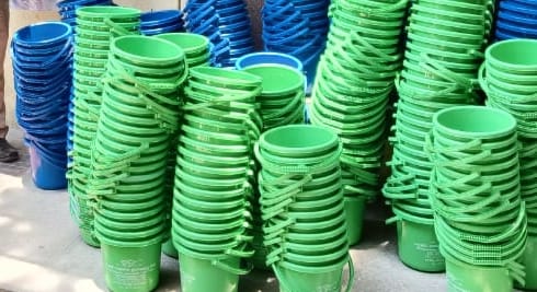 WhatsApp Image 2023-04-15 at 1.00.17 PM Election freebies - dustbins seized by election officials and police in Bengaluru's Kempegowda Nagar