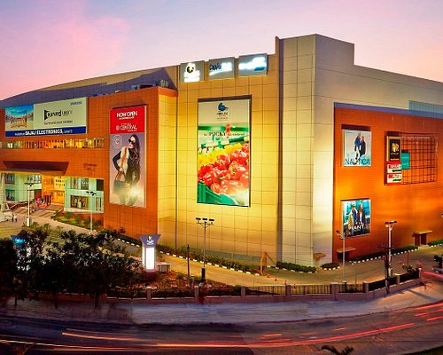 3-year-old’s fingers amputated after hand crushed in Hyderabad mall due to negligence 3-year-old's fingers amputated after hand crushed in Hyderabad mall due to negligence