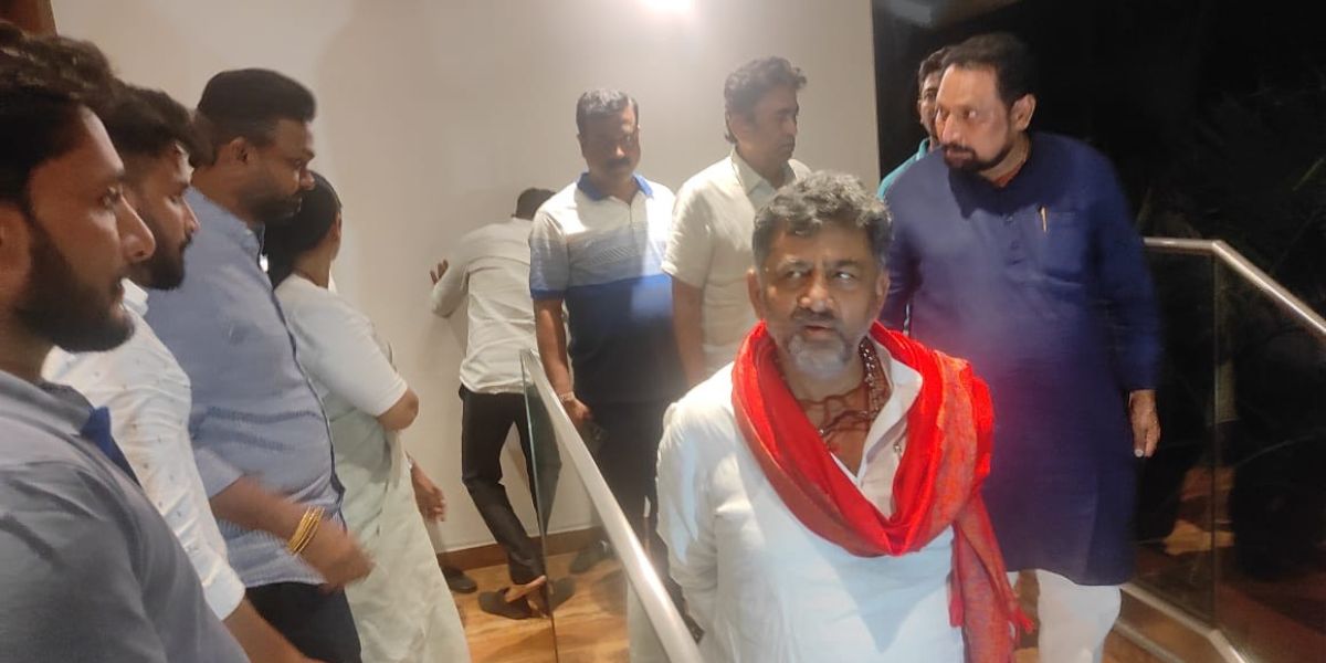Deputy Chief Minister DK Shivakumar held talks with Athani MLA Laxman Savadi at Belagavi on Tuesday. (Supplied) Deputy Chief Minister DK Shivakumar held talks with Athani MLA Laxman Savadi at Belagavi on Tuesday. (Supplied)
