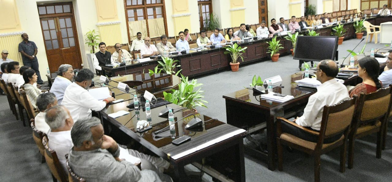 WhatsApp Image 2023-05-23 at 7.23.03 PM Meeting chaired by CM, DyCM and other ministers with police officials and others at the Vidhanasoudha meeting hall on Tuesday