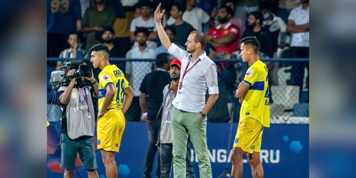 Ivan Vukumanovic recalling the KBFC players. (Twitter) Kerala Blasters
