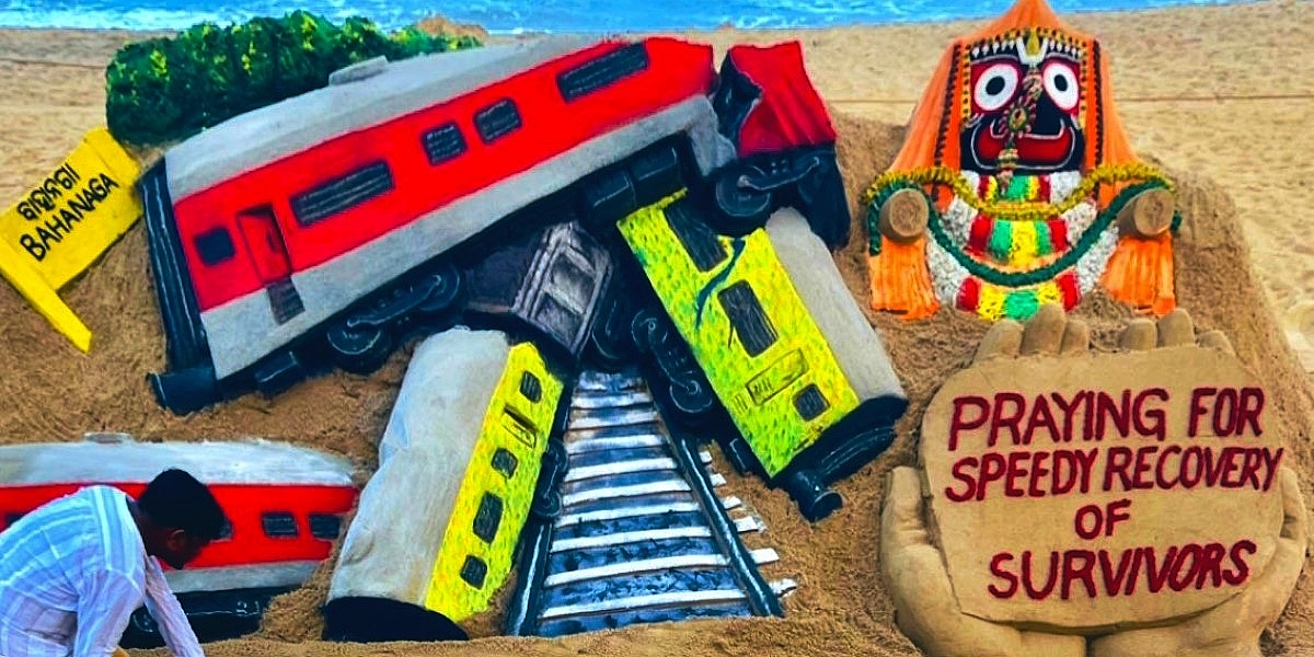 Sand artist Sudarshan Pattnaik pays tribute to those who died in the Balasore train accident in Odisha.
