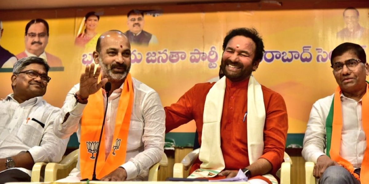 Bandi Sanjay Kumar with G Kishan Reddy Telangana BJP Bandi Sanjay