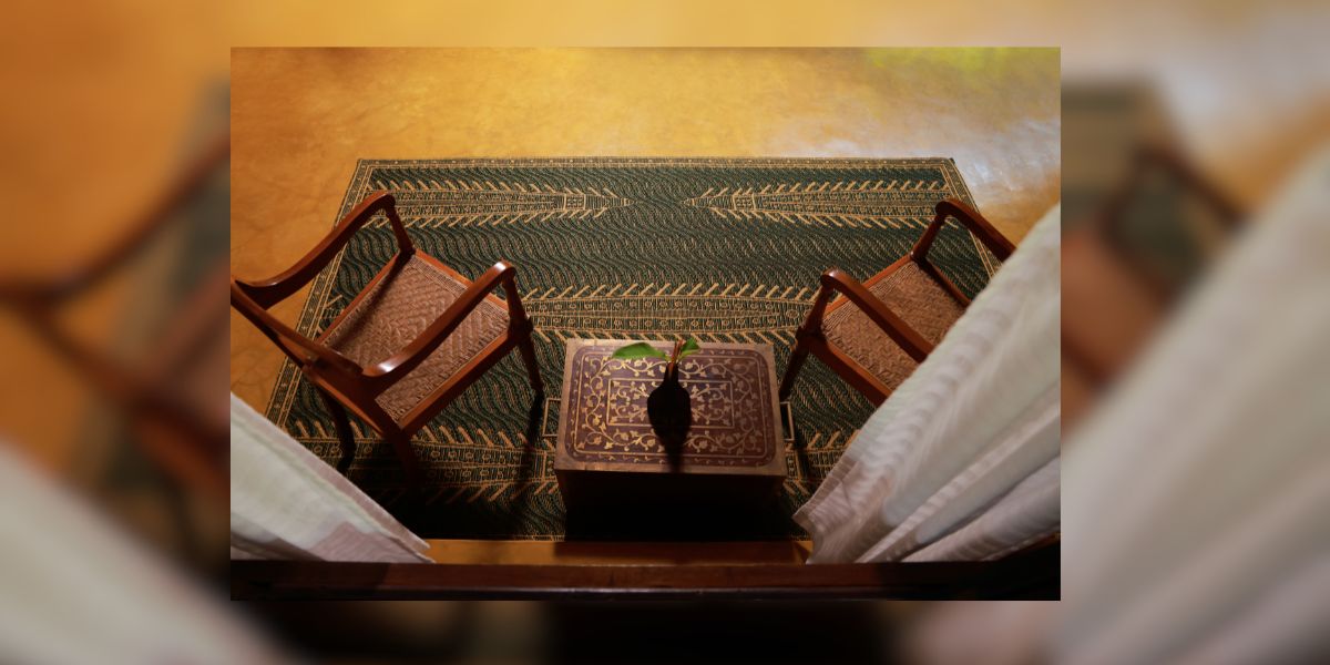 The award-winning Vallamkali rug strikes a delicate balance between traditional motifs and contemporary elements. The award-winning Vallamkali rug strikes a delicate balance between traditional motifs and contemporary elements.