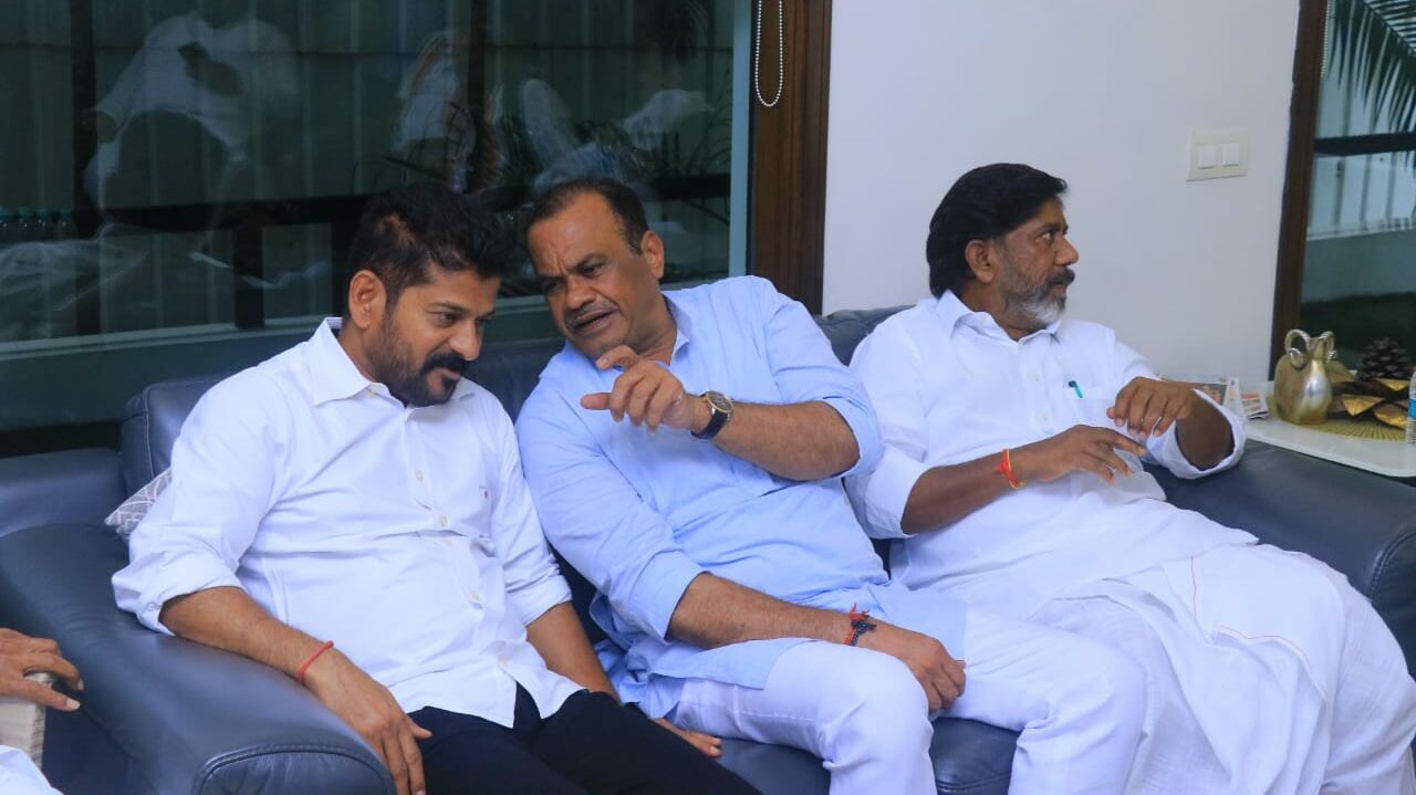 WhatsApp Image 2023-07-19 at 18.45.44 (2) Revanth Reddy, Venkat Reddy, and Mallu Bhatti Vikramarka at the meeting. (Supplied)