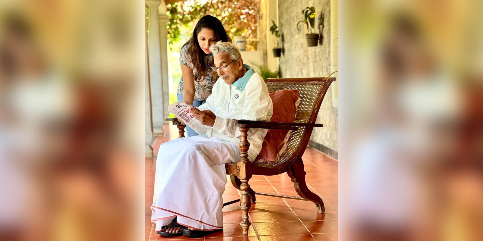 Achu Oommen Achu Oommen with the late Oommen Chandy. (Achu Oommen/ Instagram)