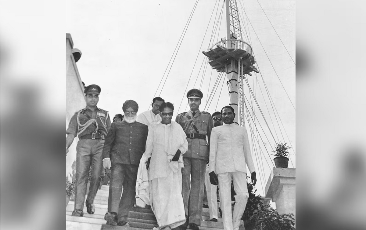 Kalaingar flag Why chief ministers should spare a thought for Karunanidhi while hoisting the tricolor on Independence Day