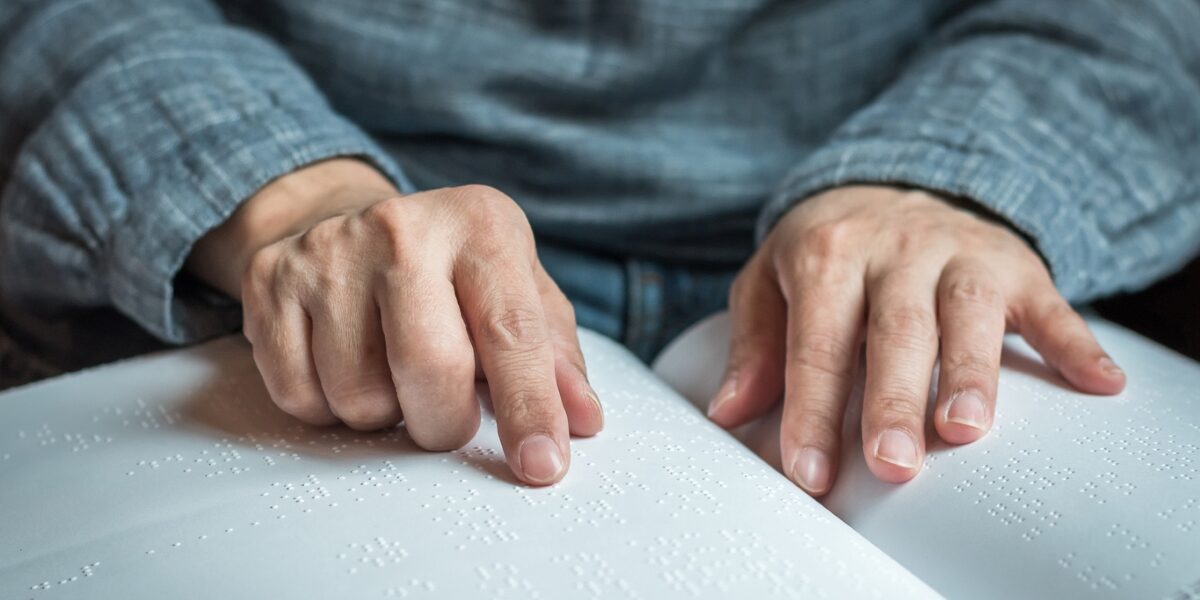 Students in Kerala behave inappropriately towards their visually impaired professor