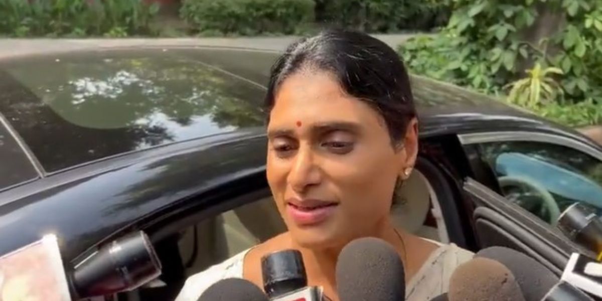 YS Sharmila speaking with reporters after meeting Rahul Gandhi and Sonia Gandhi. (Screengrab) YS Sharmila speaking with reporters after meeting Rahul Gandhi and Sonia Gandhi.