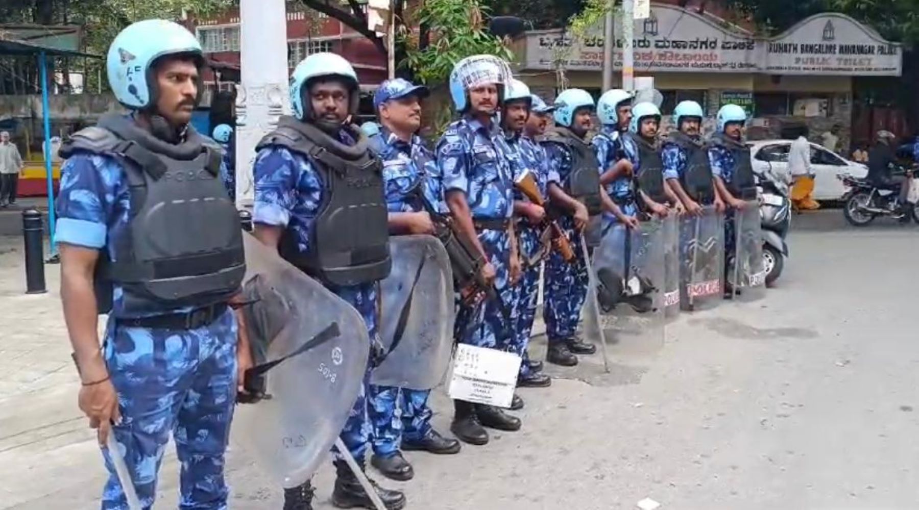 Bandh Cauvery F Bengaluru City Police beefs up security across the city as various farmers' associations and Kannada outfits have called a one-day bandh. (Supplied)