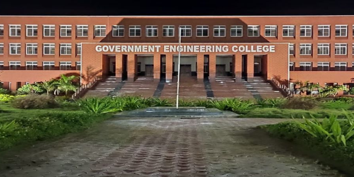 Copy of Untitled (1200 × 600 px) (16) The head office of Koppal University has been allocated in Government Engineering College in Talakal. (Supplied)