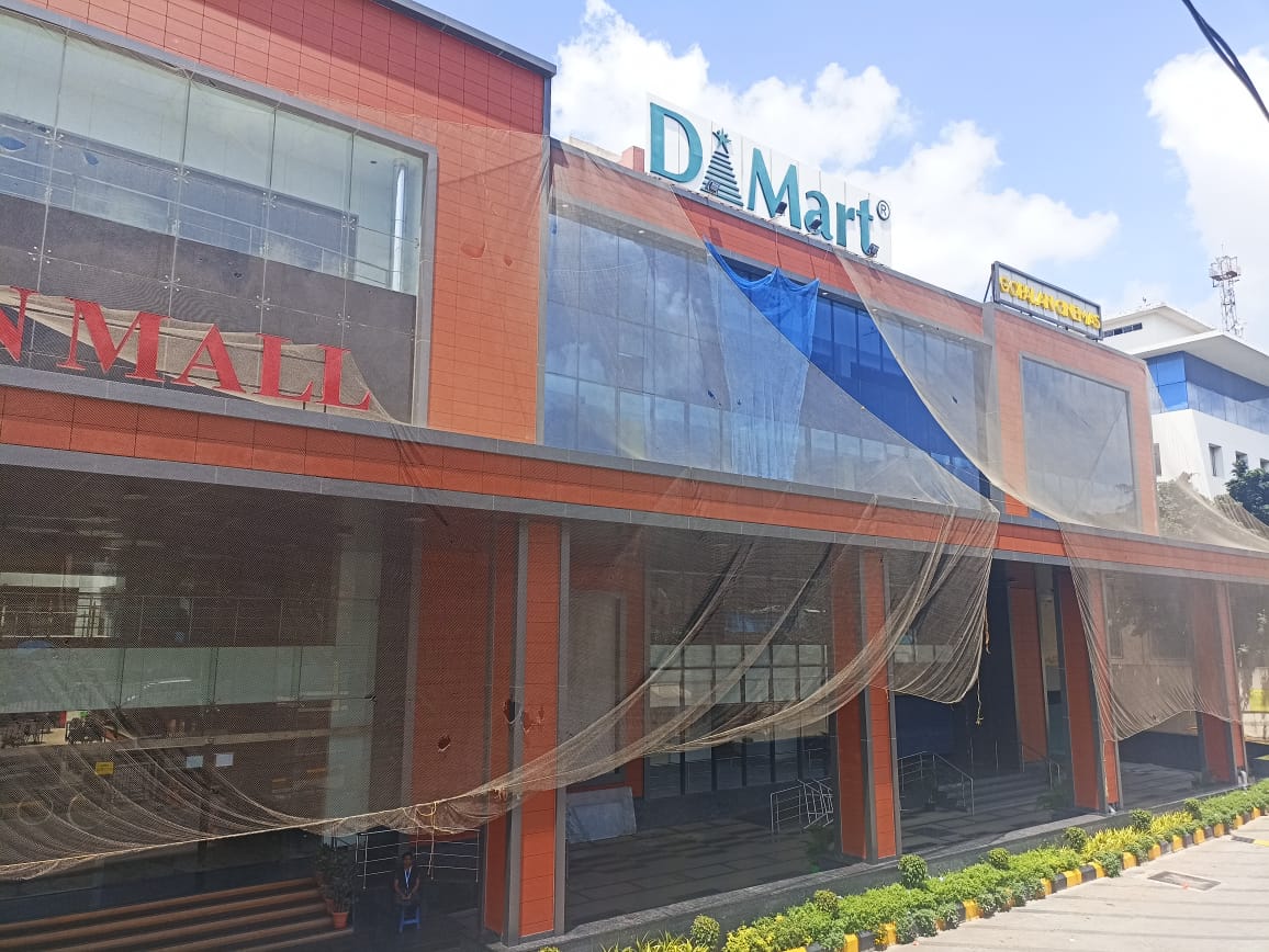 D-Mart mall on Mysore Road remain closed D-Mart mall on Mysore Road remain closed