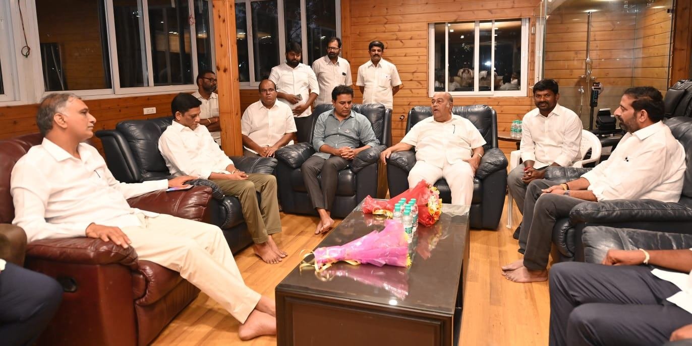 Nagam Ministers KT Rama Rao, and T Harish Rao called on Nagam Janardhan Reddy at his residence and invited him to join them. (X)