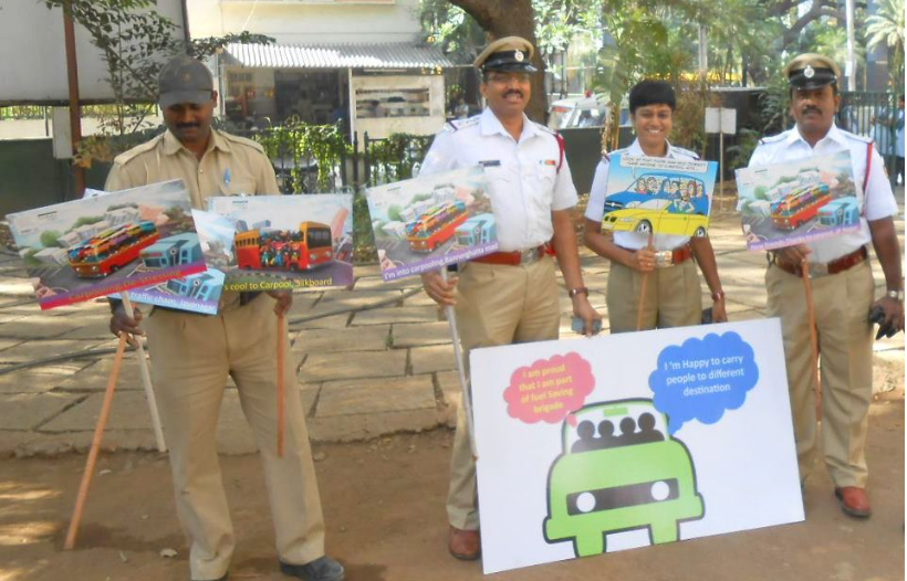 Screenshot 2023-10-02 204239 A photograph of police encouraging car pooling. Wikimedia Commons