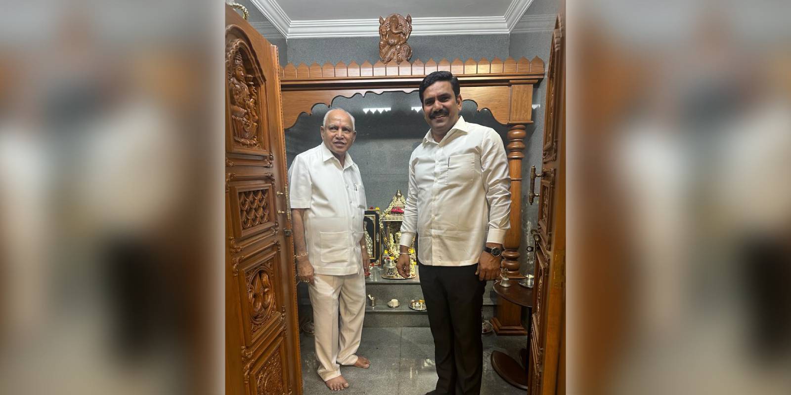 BY Vijayendra with BS Yediyurappa