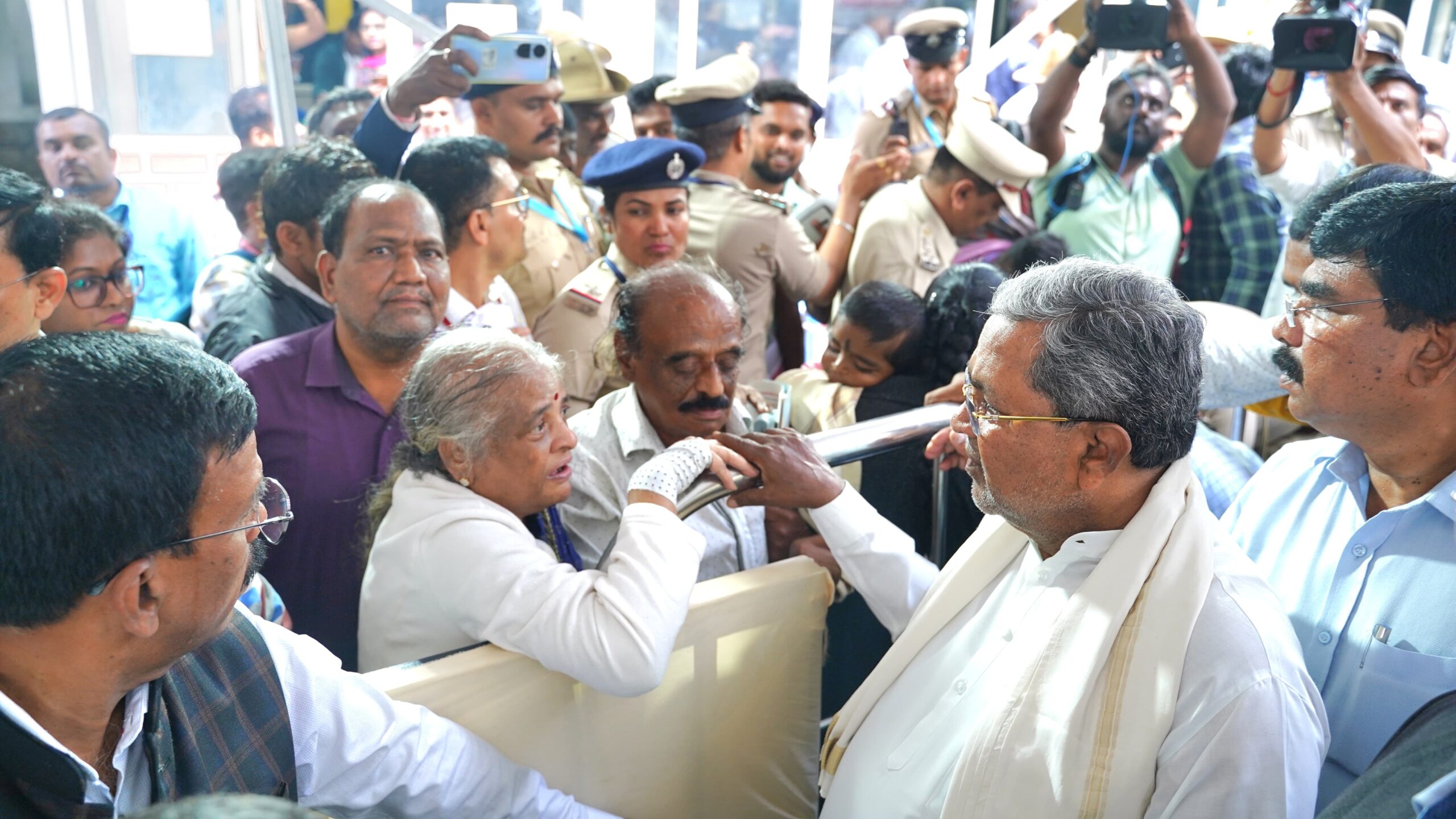 Karnataka SIddaramaiah Janatha Darshan Krishna Residence