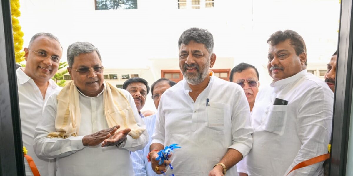Chief Minister Siddaramaiah with Dy CM DK Shivakumar
