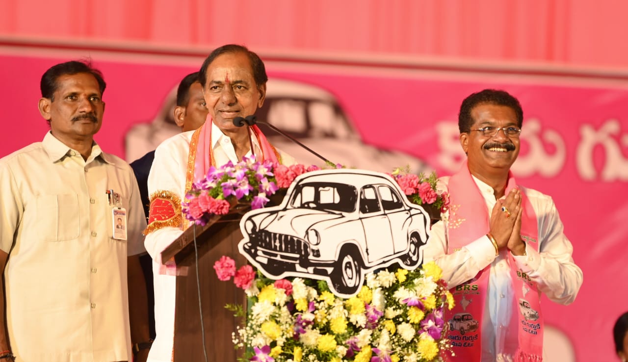 BRS Supremo KCR in a public gathering. (Supplied X)