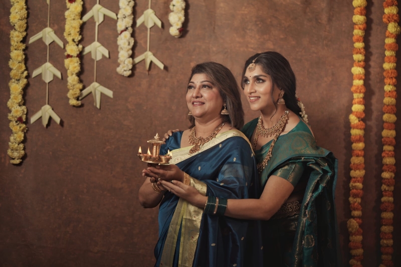 Malashree with Aradhanna Ram Diwali