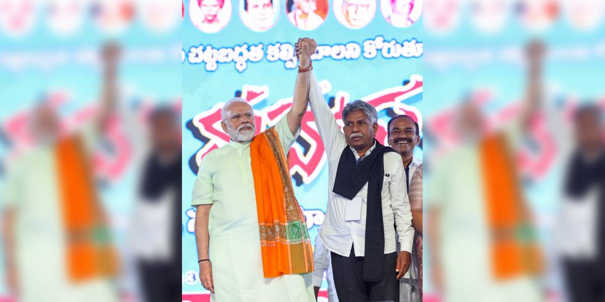 Modi-Madiga Prime Minister Narendra Modi with Madiga Reservation Porata Samithi chief Manda Krishna Madiga in Secunderabad on Saturday. (Supplied)