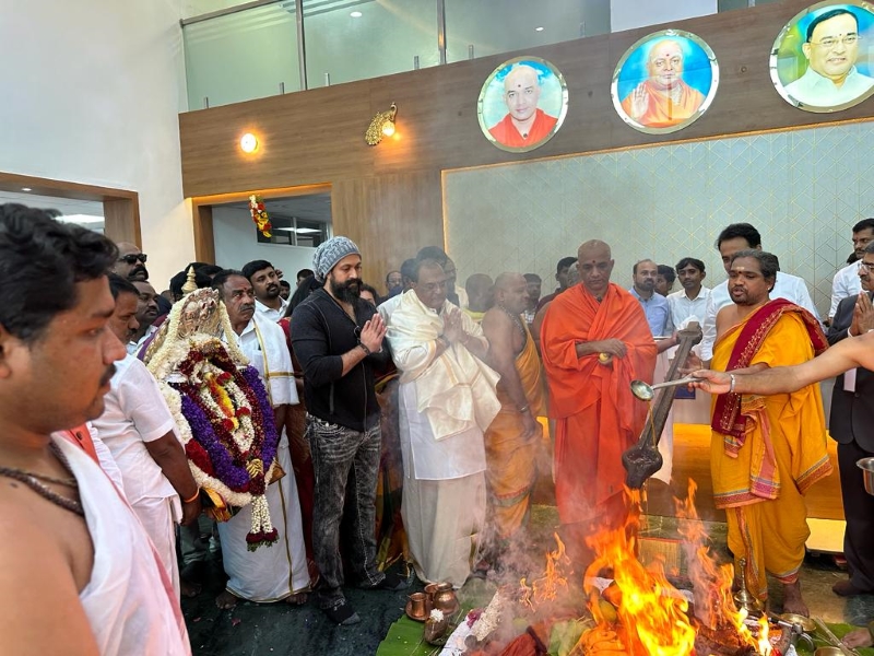 Yash taking part in the puja at the cultural event