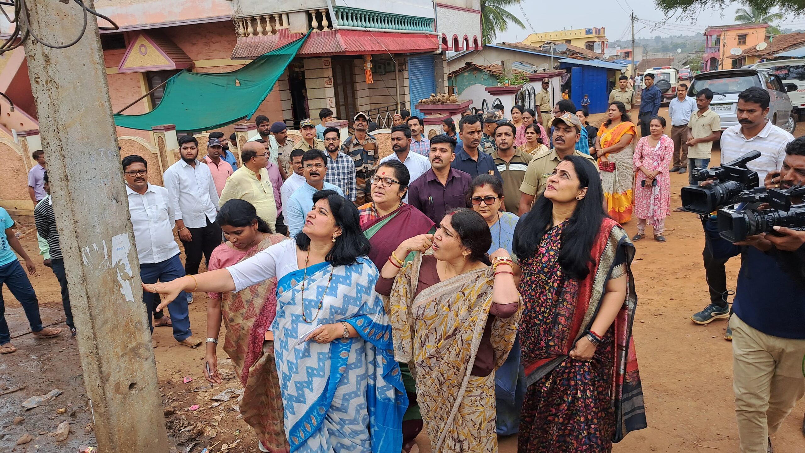 BJP National Party President JP Nadda's 5-member fact-finding team inspecting the electric pole where the victim was tied after being stripped and paraded naked in Belagavi district in Karnataka