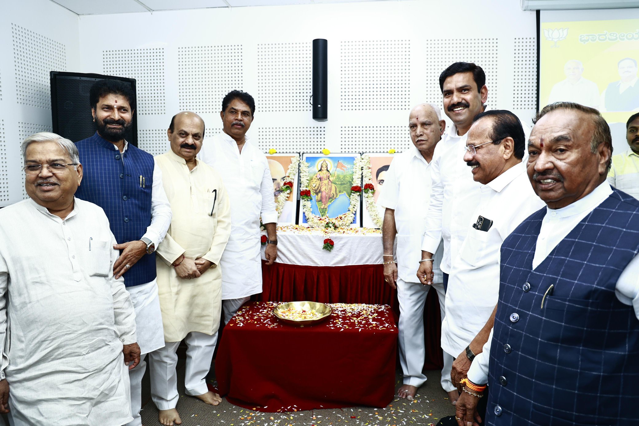 Karnataka BJP BS Yediyurappa BY Vijayendra Basanagouda Patil Yatnal