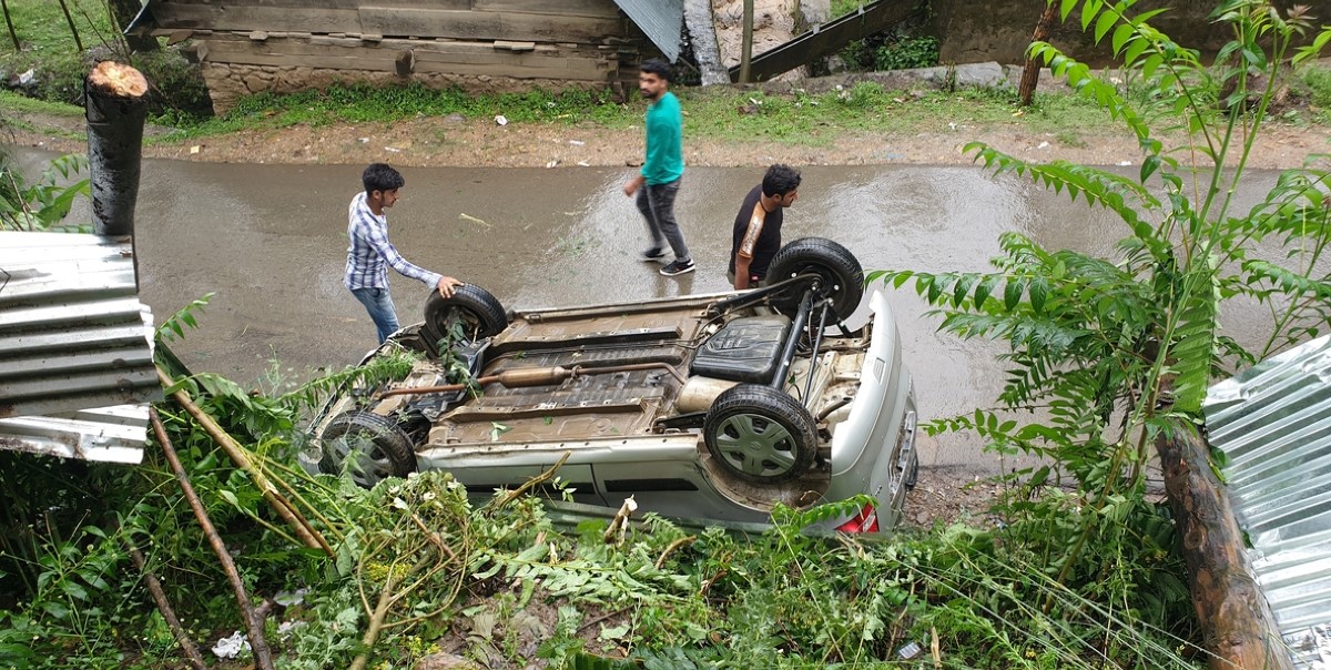 Four Kerala tourists die in Jammu and Kashmir