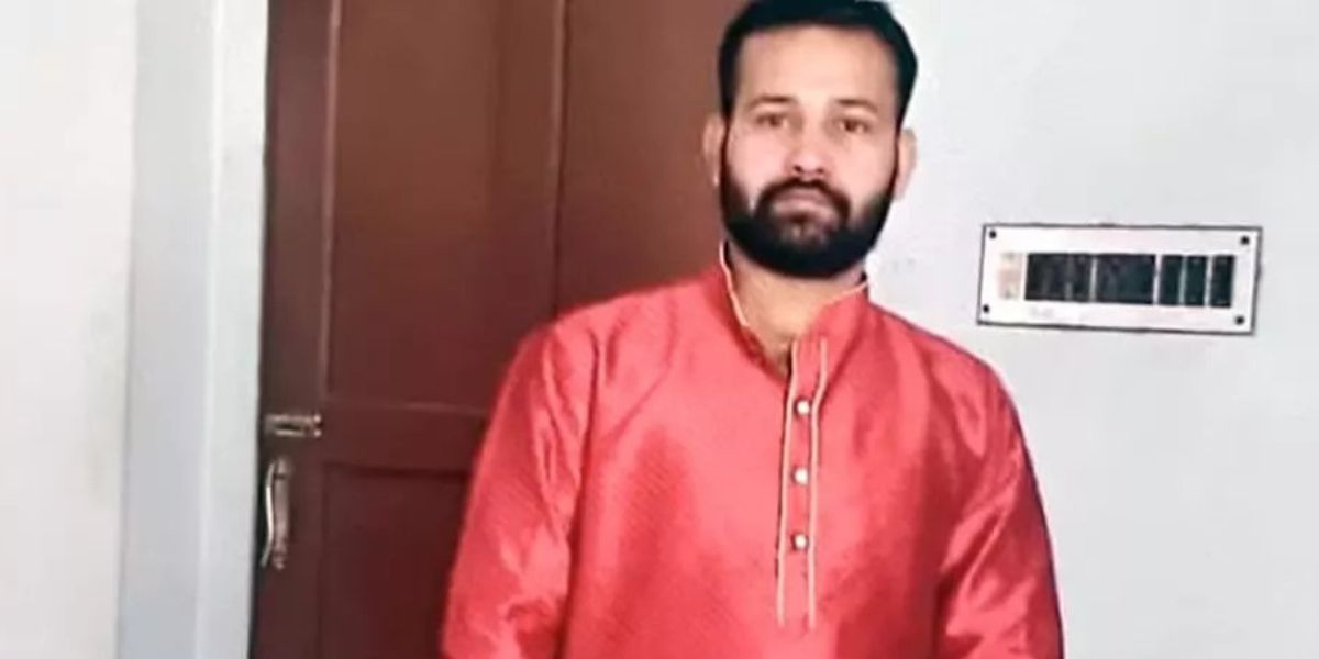 Lalit Mohan Jha. Lalit Mohan Jha.