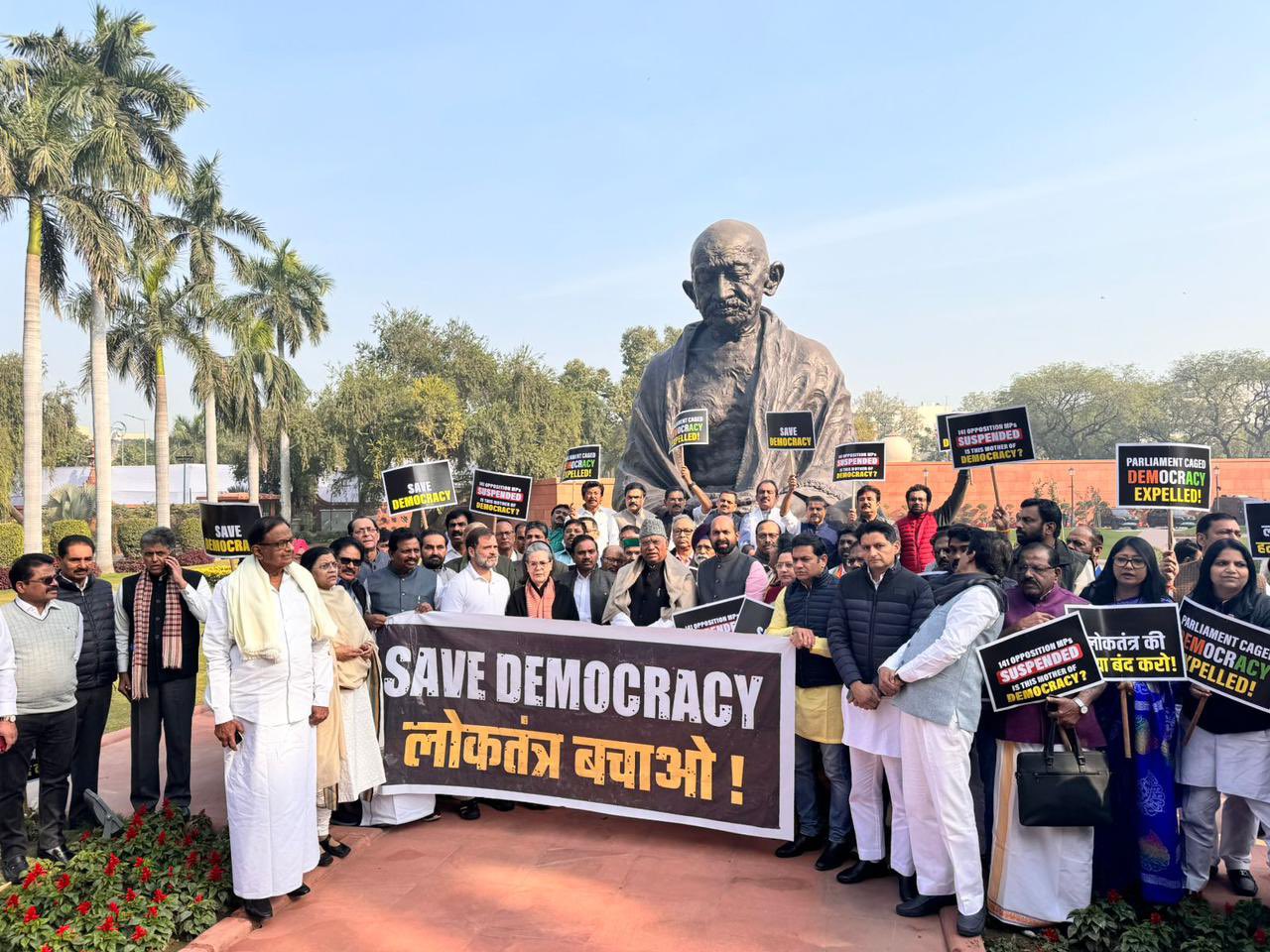 Opposition MPs protesting in the Parliament complex. (X) Congress
