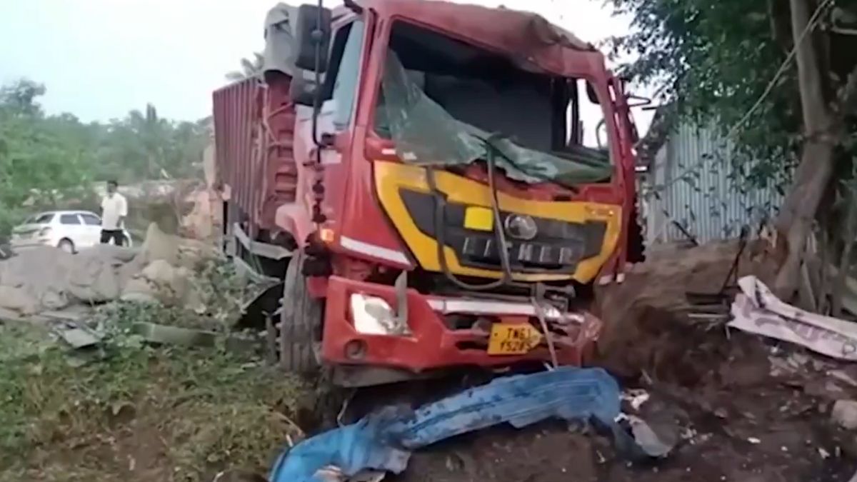 The fatal accident happened on the Tiruchy-Rameswaram highway. (Screengrab)