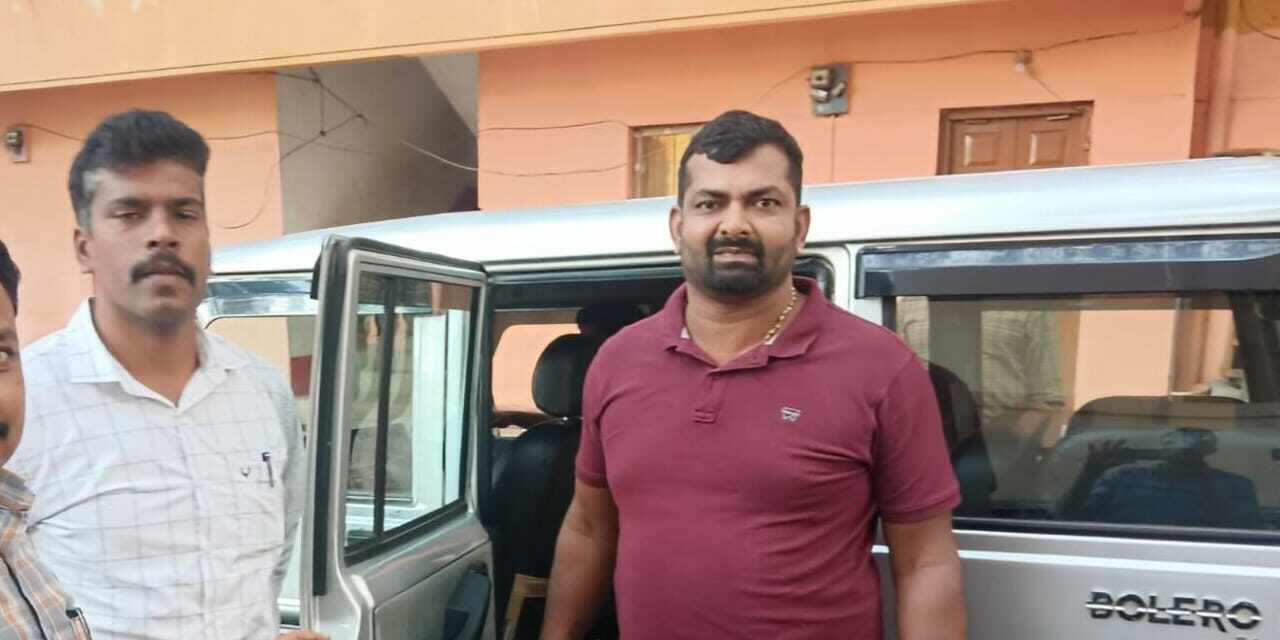 Karnataka Vikram Simha Wood Smuggline Pratap Simha Hassan Belur Forest