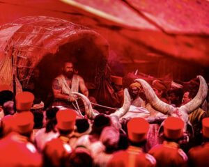 A still from the film Malaikottai Vaaliban