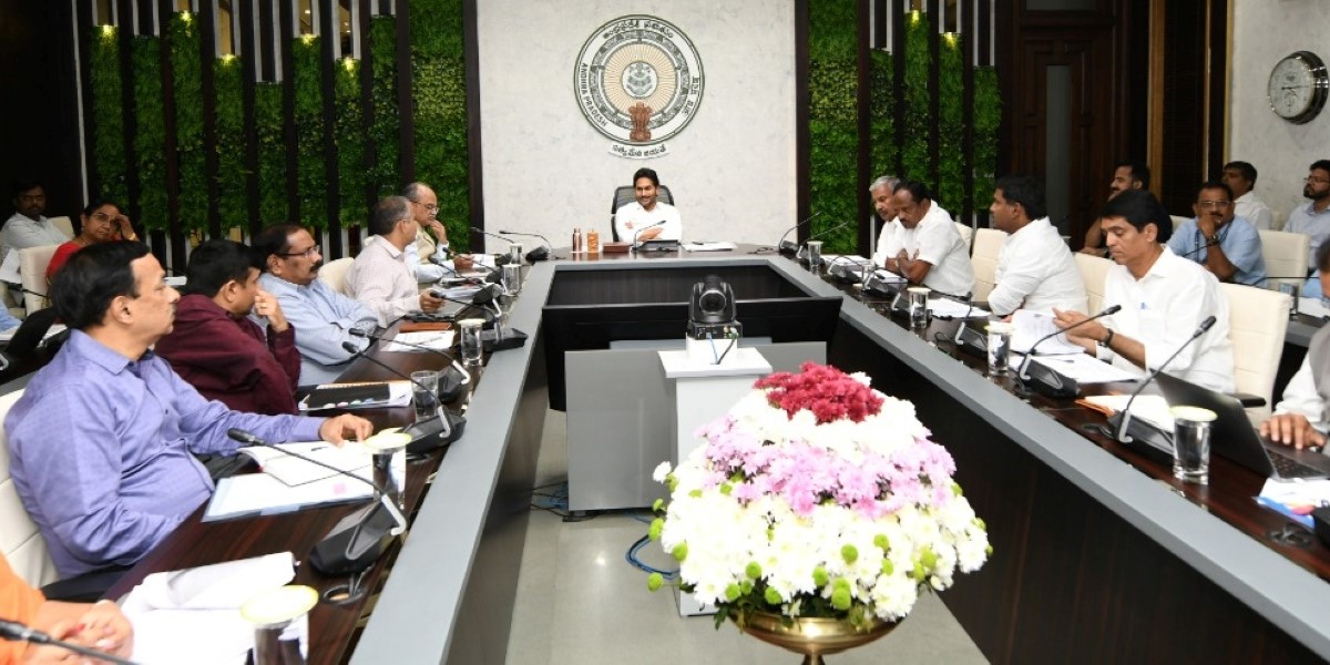 AP Chief Minister Jagan Mohan Reddy chairing the SIPB meeting. (CMOAndhraPradesh/ X)