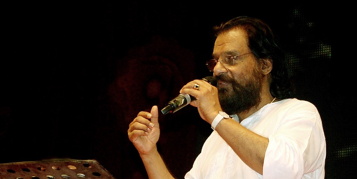 KJ Yesudas honoured with special prayers at Sabarimala Temple