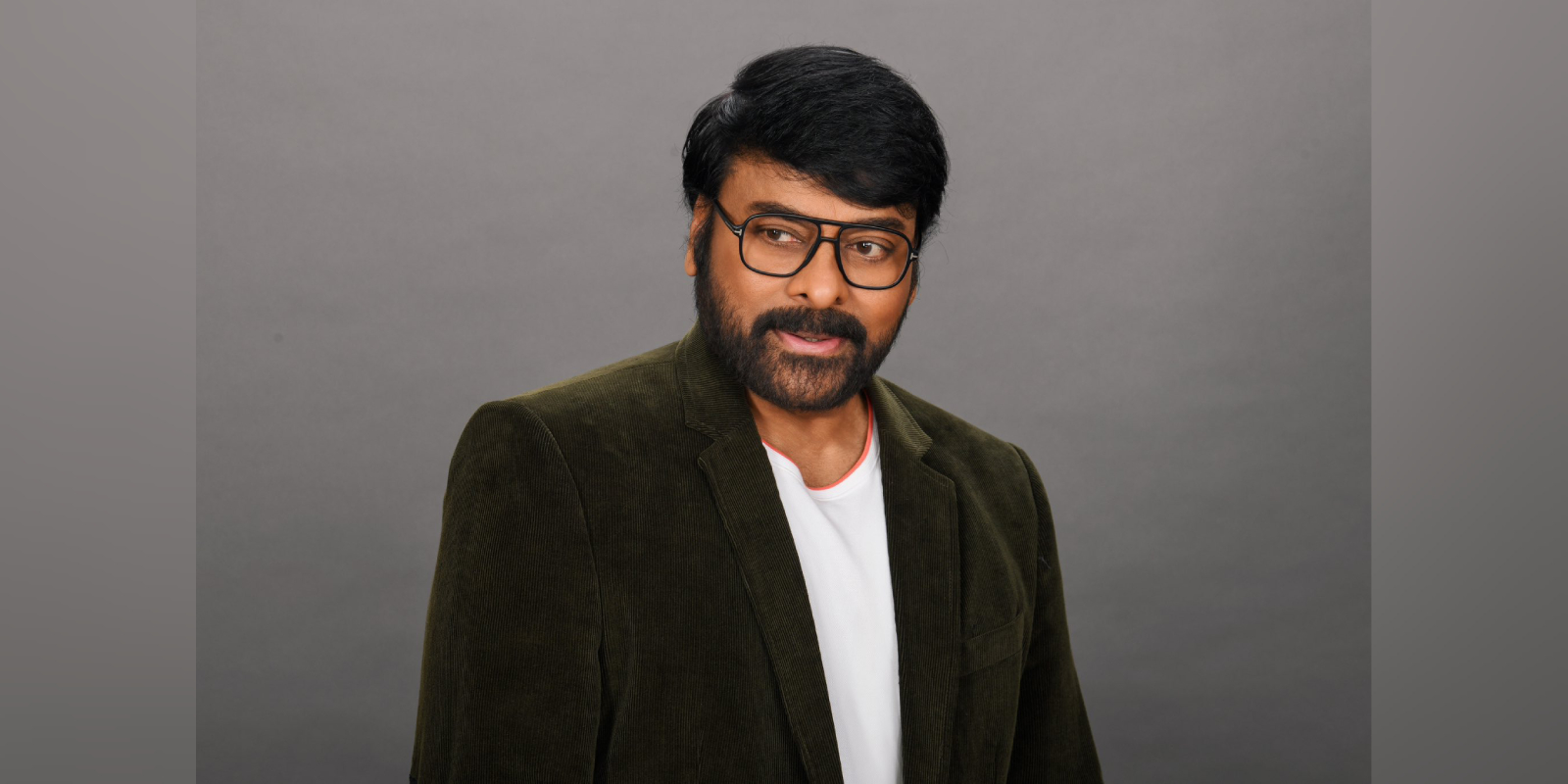 Tollywood celebs greet Padma Vibhushan Chiranjeevi