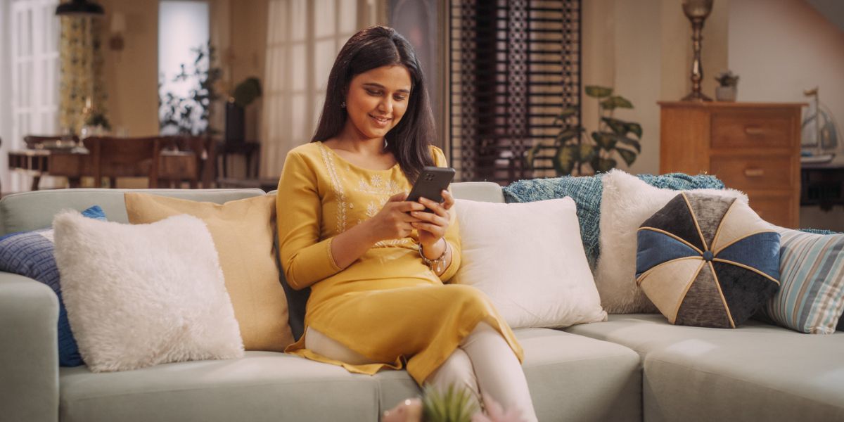 Tamil hyperlocal social app, Minmini officially launched. (Supplied)