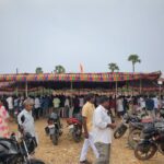 Outside the Kodi Pandelu areana