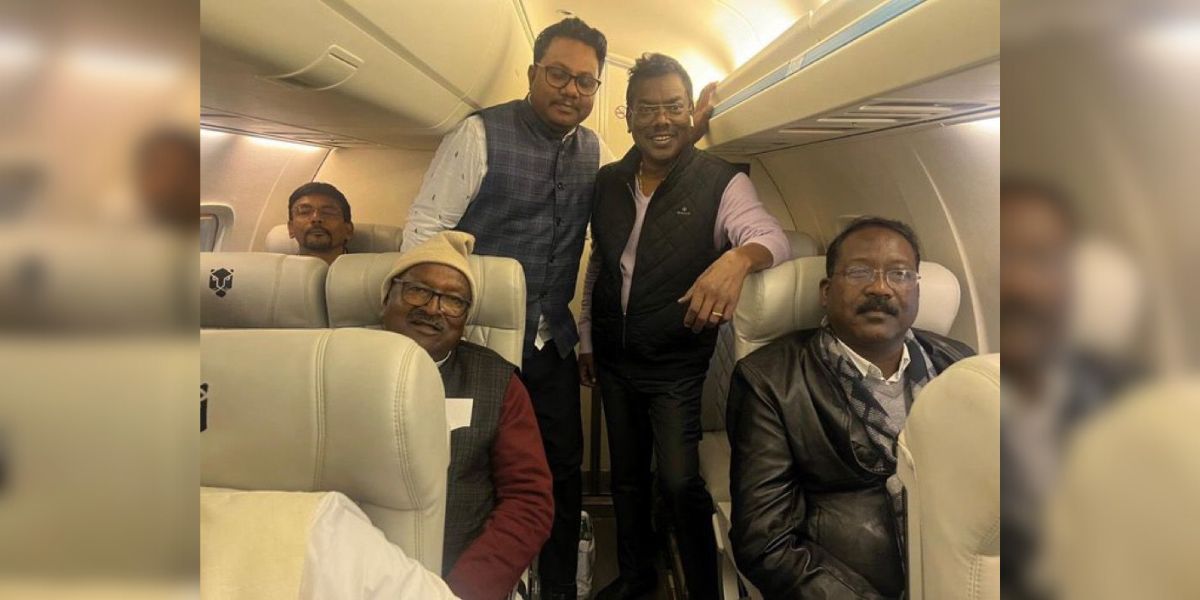 Jharkhand MLAs 39 Jharkhand MLAs arrived in Hyderabad on 2 February. (Supplied)