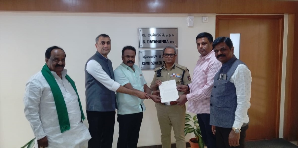 MLA Ravi Kumar files complaint against BJP and JD (S) MLA Ravi Kumar files complaint against BJP and JD (S)