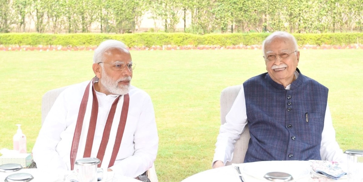 PM Modi with LK Advani