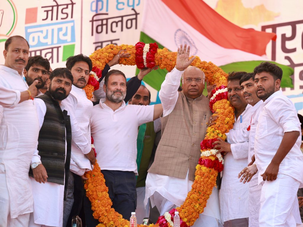 Rahul Gandhi and Mallikarjun Kharge at Amethi in Uttar Pradesh. (X)