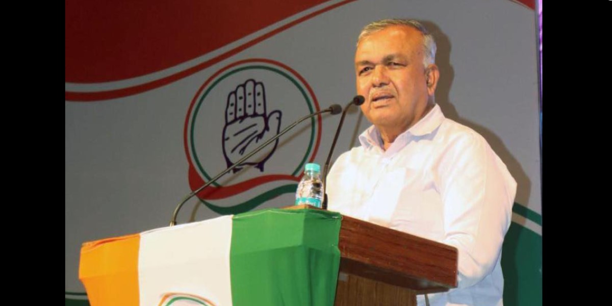Endowments (Muzrai) Minister Ramalinga Reddy Endowments (Muzrai) Minister Ramalinga Reddy