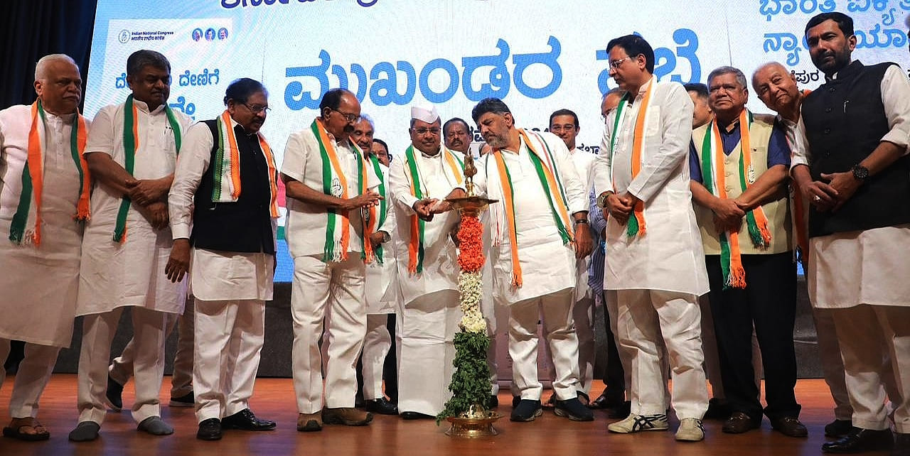 CM Siddaramaiah and Deputy CM DK Shivakumar chaired meeting with the party candidates and leaders on the Lok Sabha polls at the party office in Bengaluru on Thursday. (Representational pic/X)