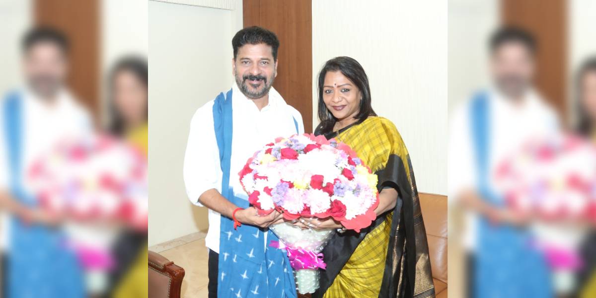 GHMC Mayor Gadwal Vijayalaxmi Rumours of GHMC Mayor Gadwal Vijayalakshmi joining the Congress have been doing the rounds ever since she met Chief Minister A Revanth Reddy on 3 February. (X)