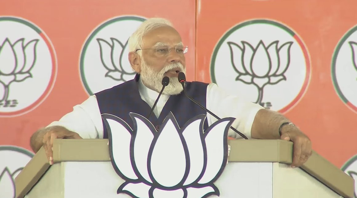 Modi speaking in Salem. (X) Modi speaking in Salem. (X)