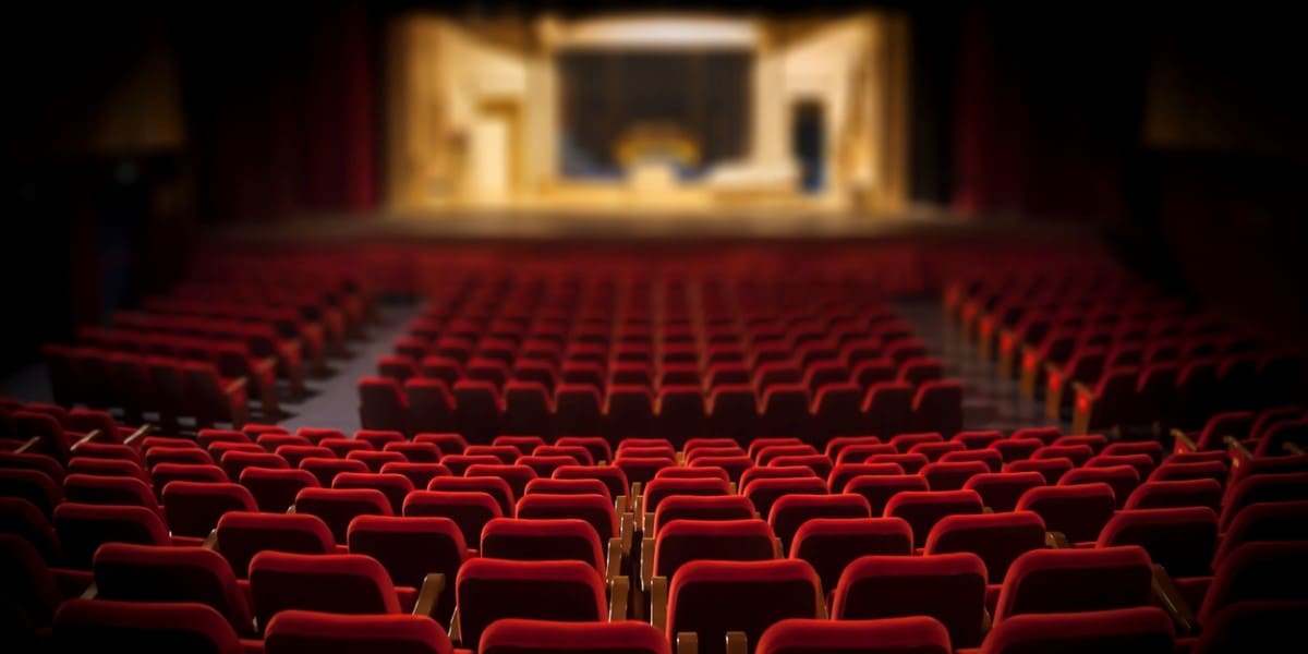 Tollywood hit by cash crunch caused by the political heat in Telugu states