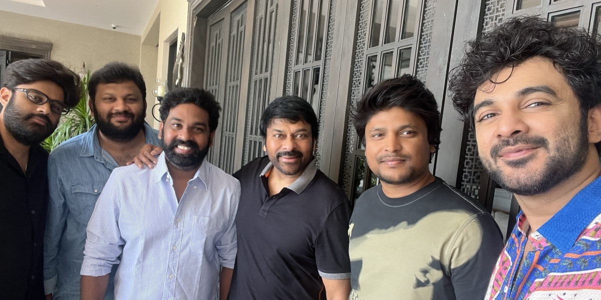 Chiranjeevi appeciates team Tillu Square